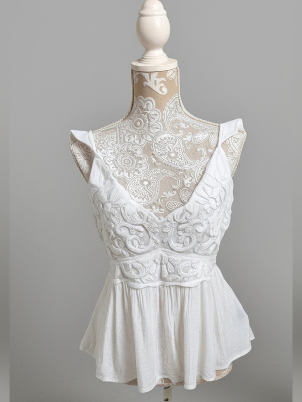 Shyanne Embroidered Peplum White Western Cami Tank Top Size L